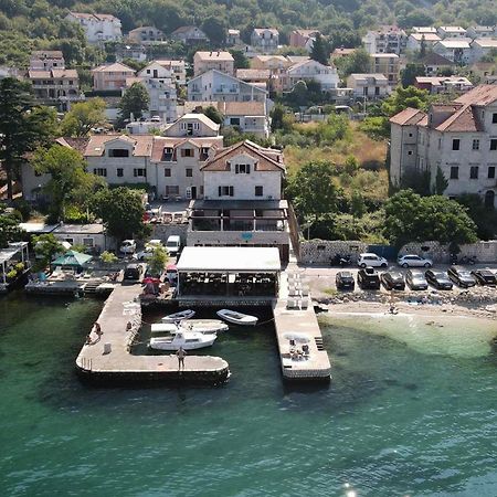 Apartments Barba Kotor Exteriör bild