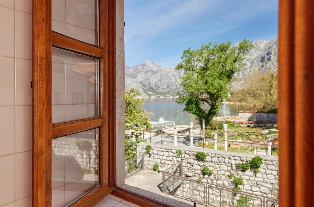 Apartments Barba Kotor Exteriör bild